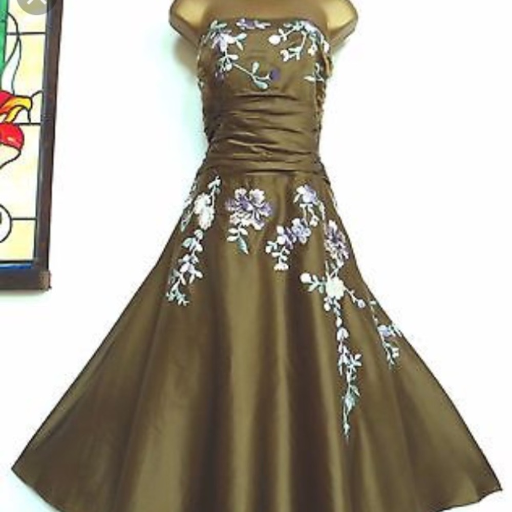 Vintage monsoon embroidered dress size 10 $300